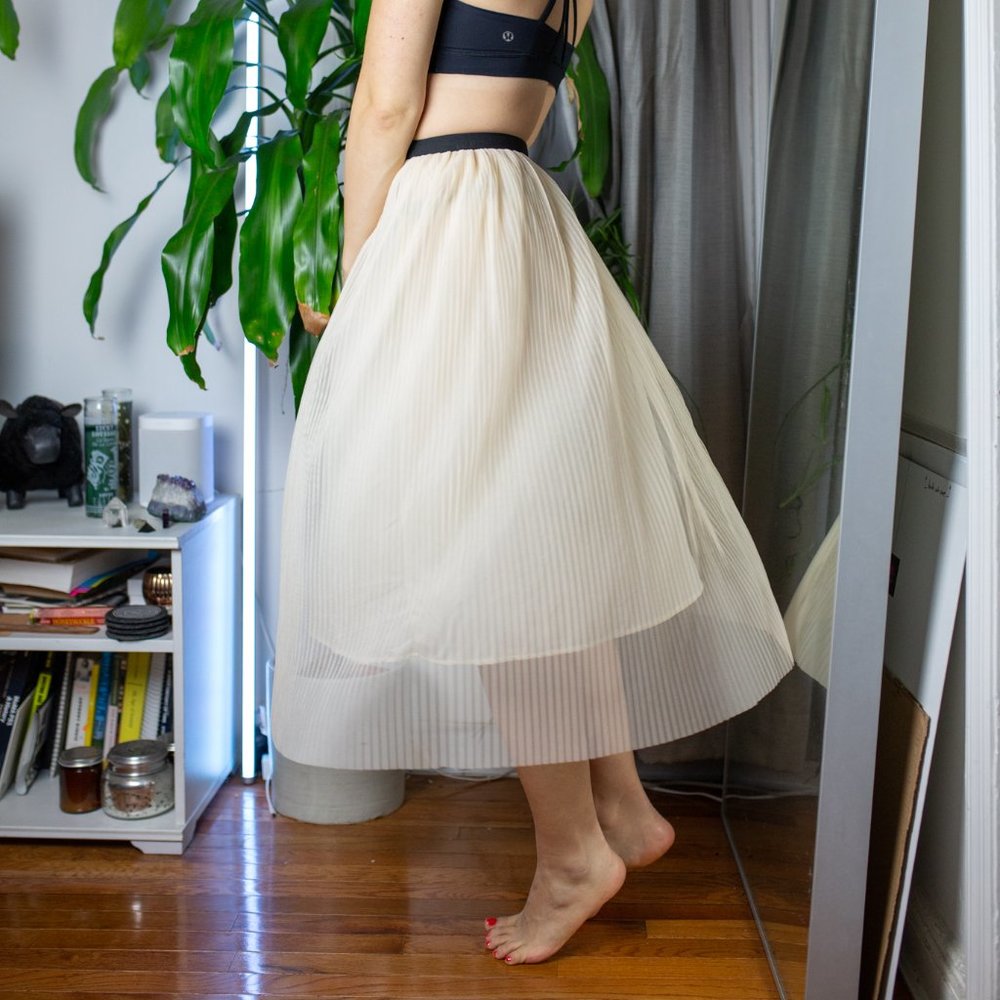 Flowy Cream Midi Skirt with Lining and Stretch-Waist